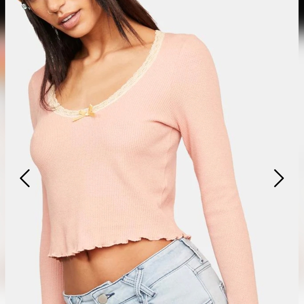Delia's Waffle Knit Crew Lace Neck Tee Size S
